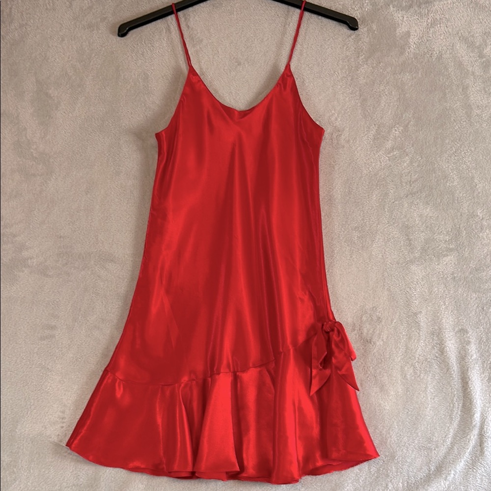 Vintage Liz sleeveless satiny nightgown/slip dress, medium